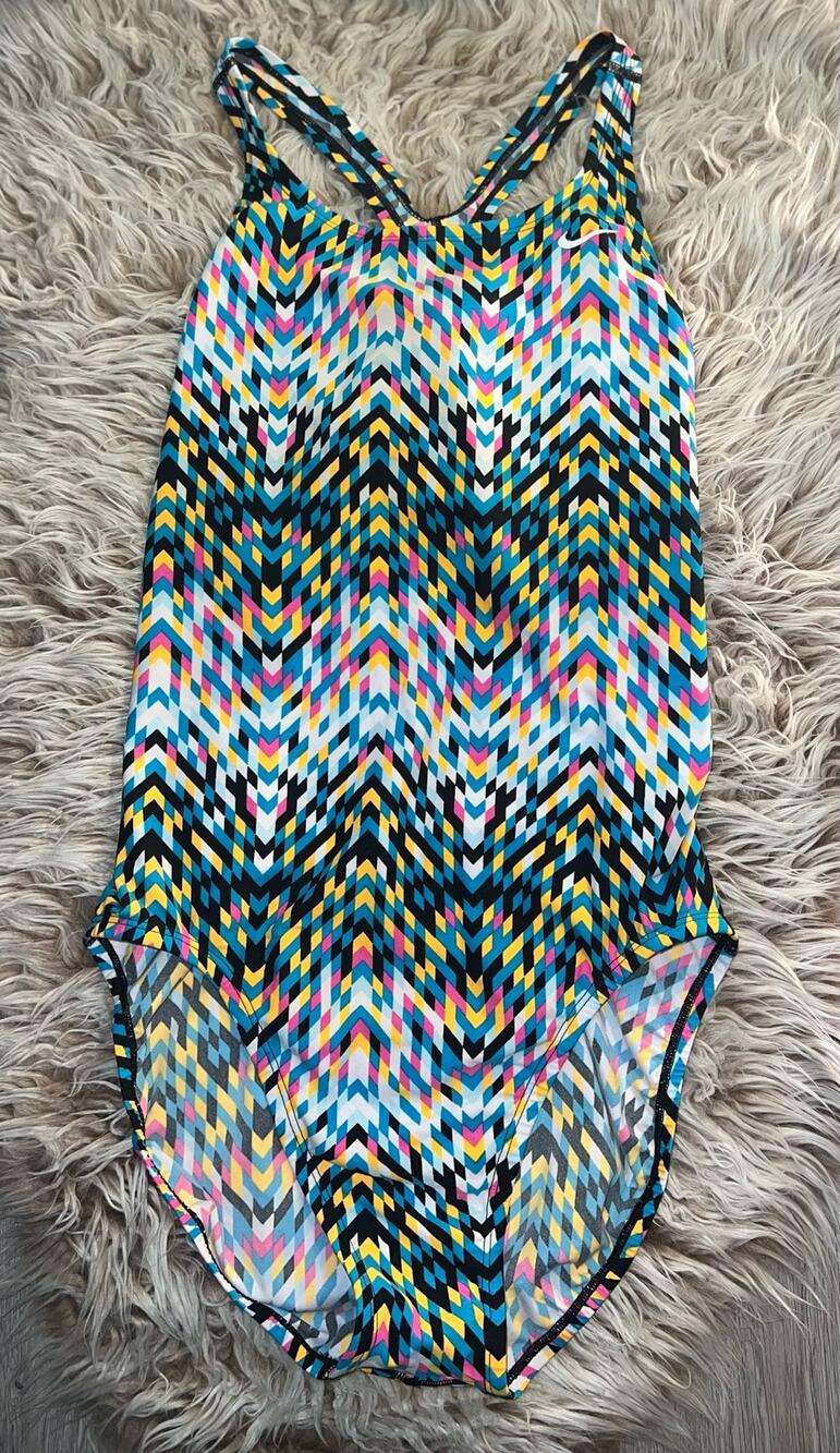 Nike degu arrow power back swimming suit